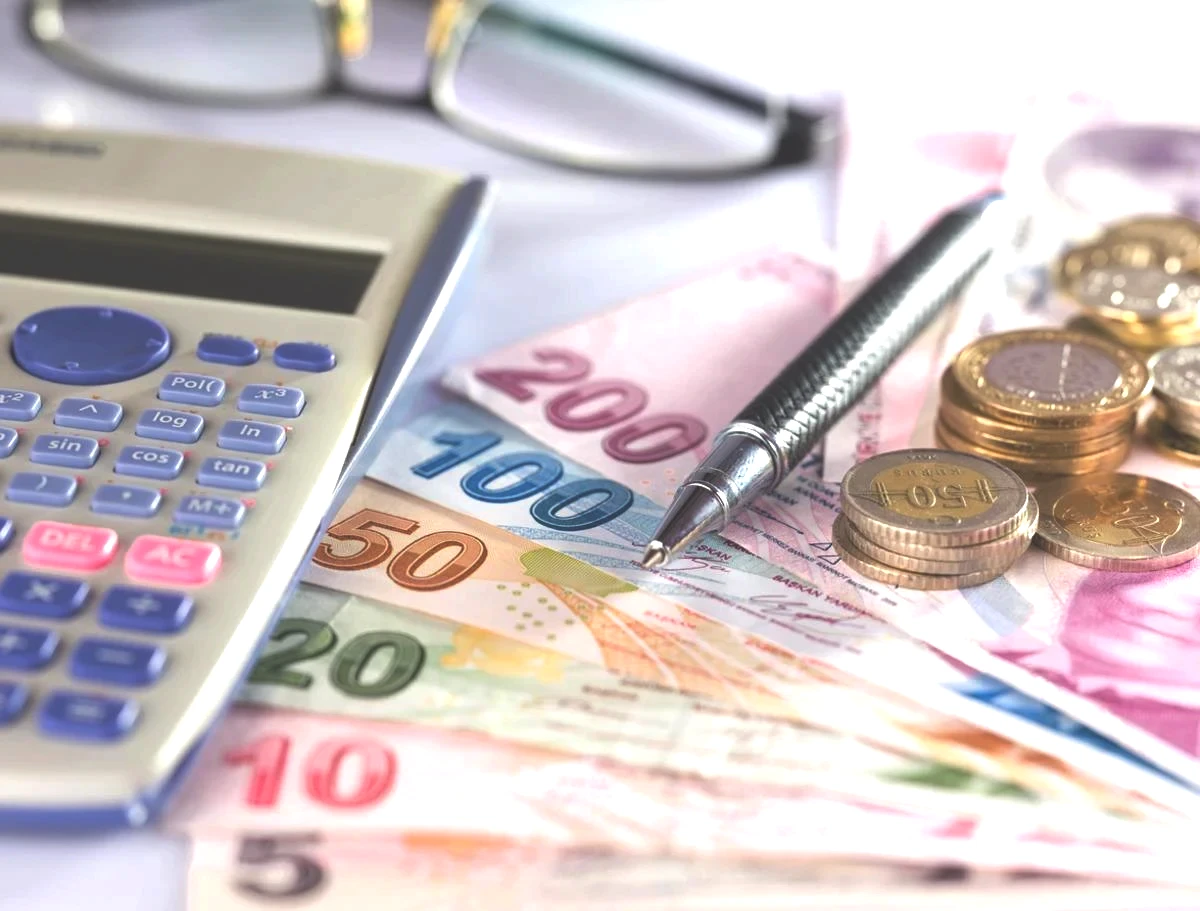 Emekli için 100 bin TL ye varan promosyon: EYT'lileri işaret etti 1