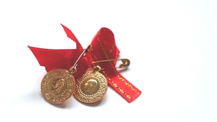 CUMHURİYET ALTINI NE KADAR?