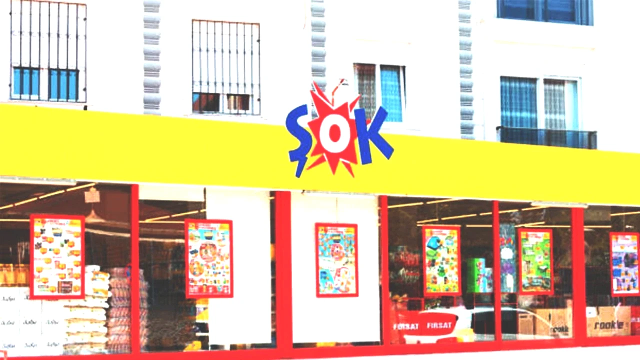 İnatçı kırışıklıklara veda zamanı: 18 Nisan Cumartesi ŞOK’a Fakir Buhar Jeneratörlü Ütü geliyor - Sayfa 3